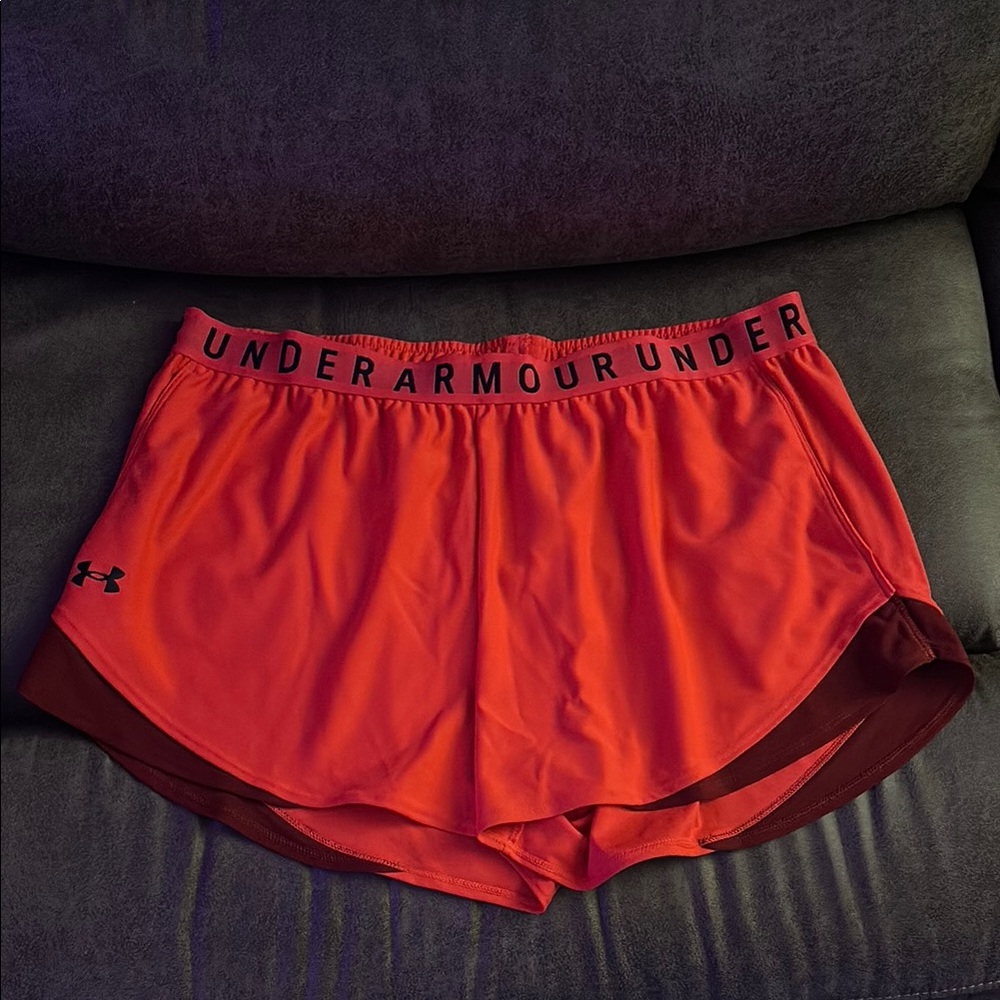 Women’s XXL Under Armour Red Athletic Shorts.  NWOT.